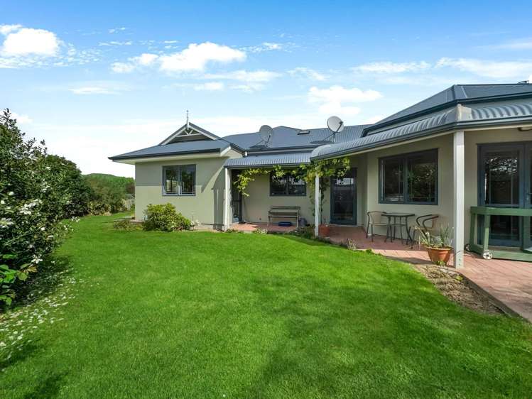 20 Paraekaretu Street Hunterville_27