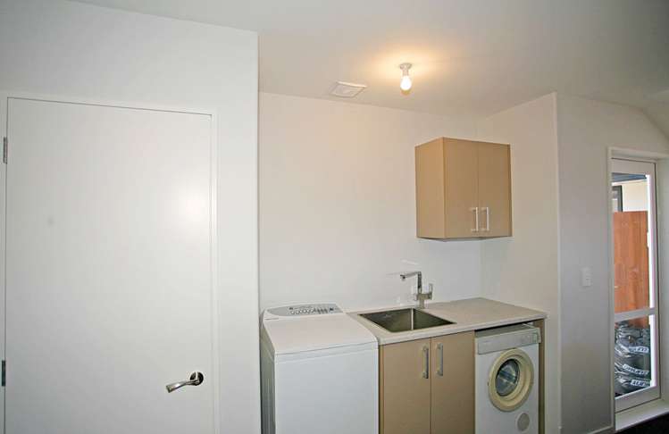 34 Deal Street Wigram_16