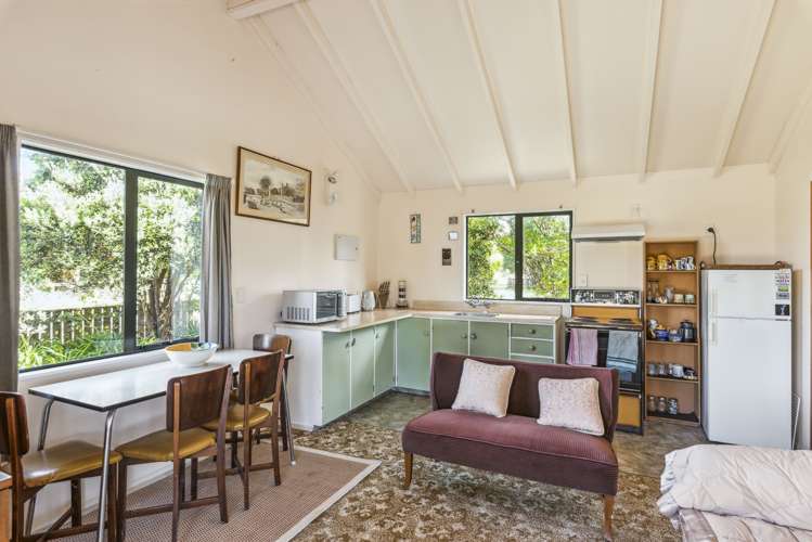 29 Tuiti Street Hokio Beach_2