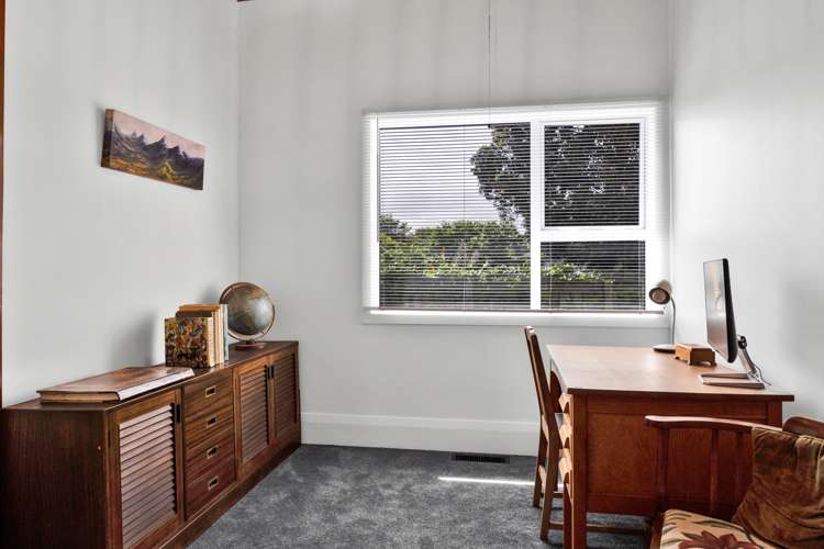 195 South Road Hawera_22