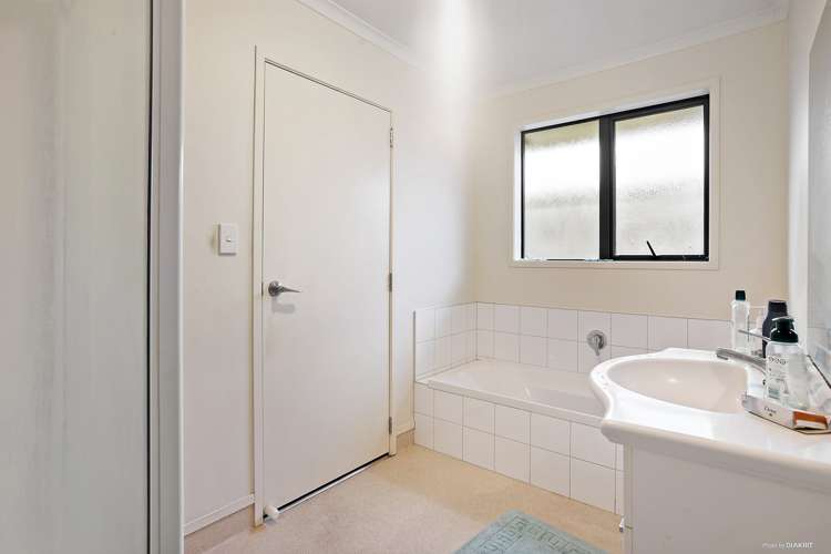 132 Brookfield Street Hamilton East_8