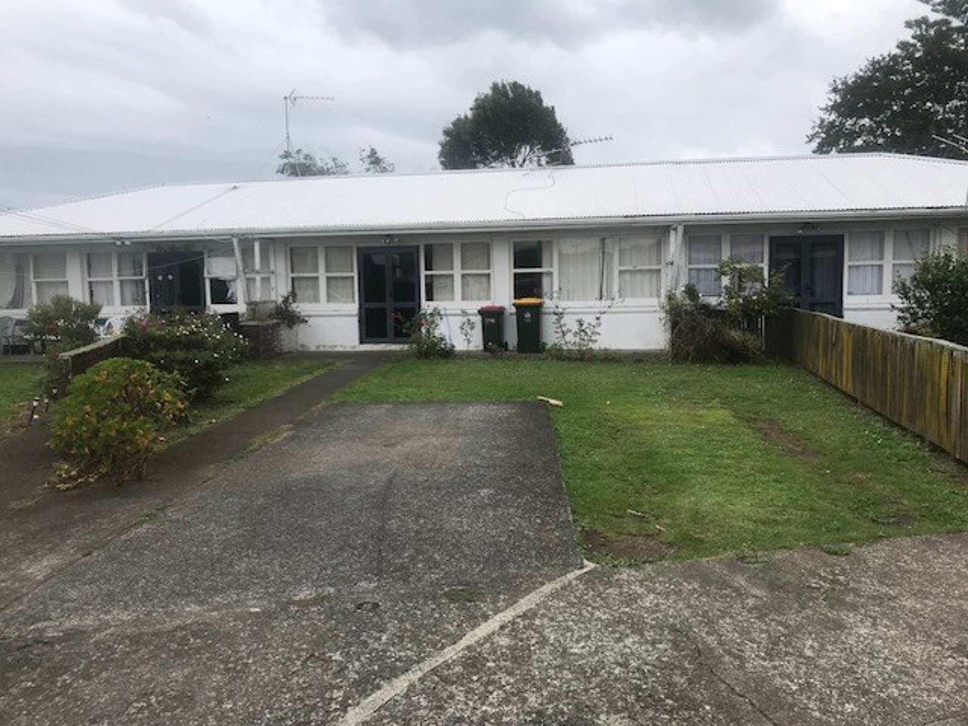 2/41 Kimpton Road Papatoetoe_0