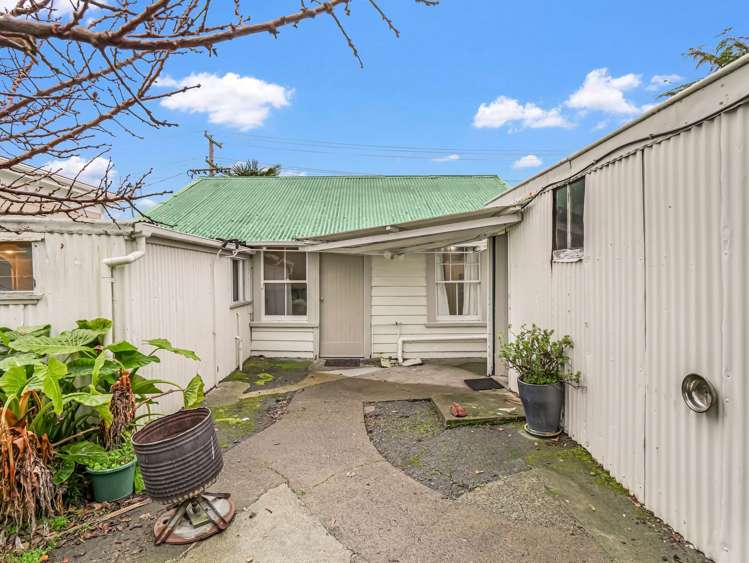 9 Niblett Street Whanganui Centre_16
