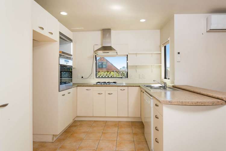 2/2 Sunnydale Place Oteha_8