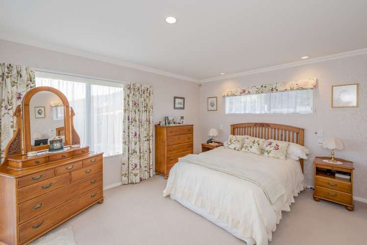 7 Cranbrook Grove Waikanae_8