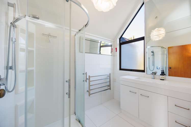2/341 College Street West End_11