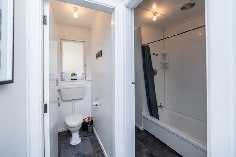 9 Skipage Grove Featherston_25