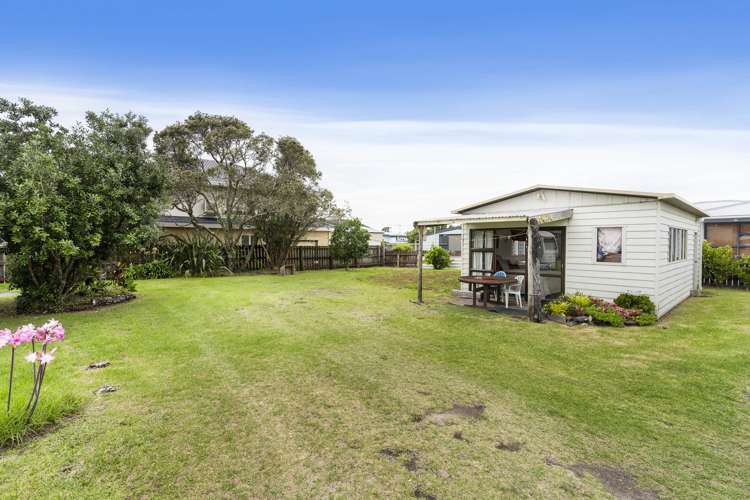 302 Sylvia Road Whangamata_16