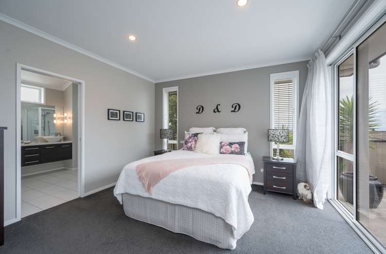 3 Norfolk Place Stoke_13