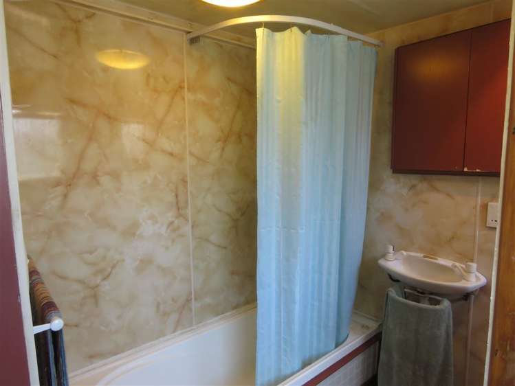 75 Kings Avenue Waikuku Beach_11