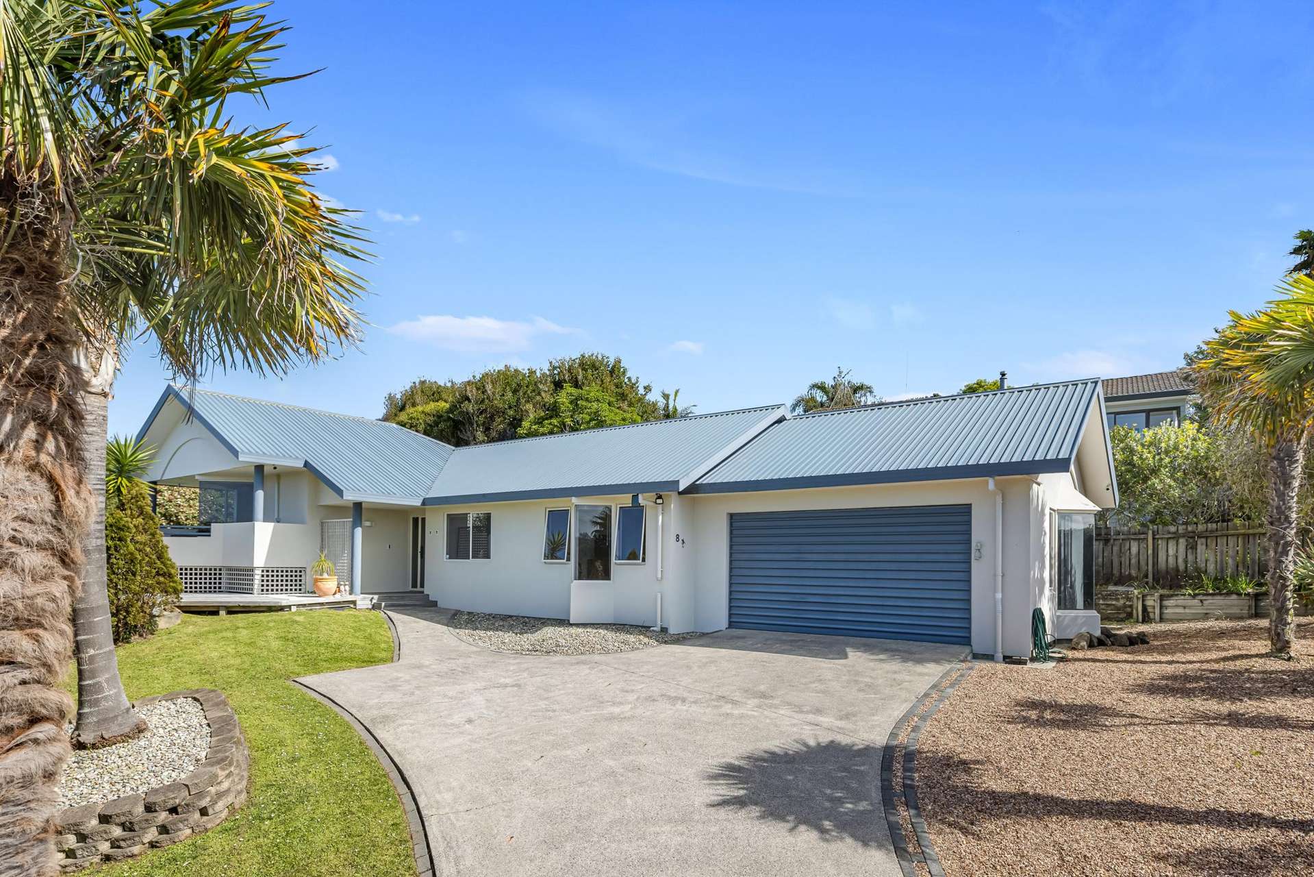 8 Jean Place Stanmore Bay_0