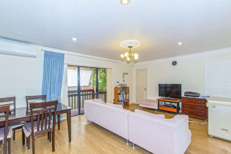 8 Baulcomb Parade Windsor Park_17