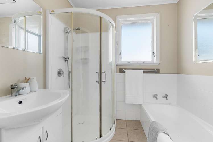 220 Belvedere Road Carterton_16