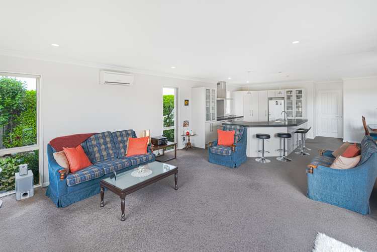 39 Longspur Avenue Wigram_14