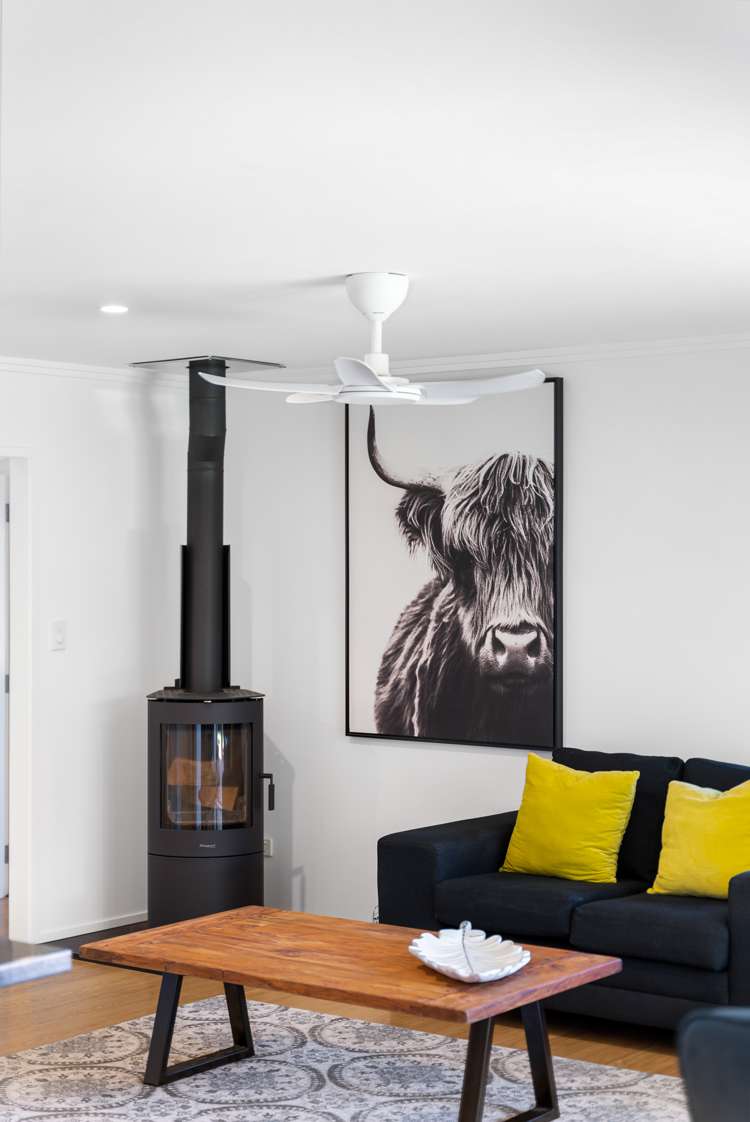 28 Columbia Crescent Beachlands_11