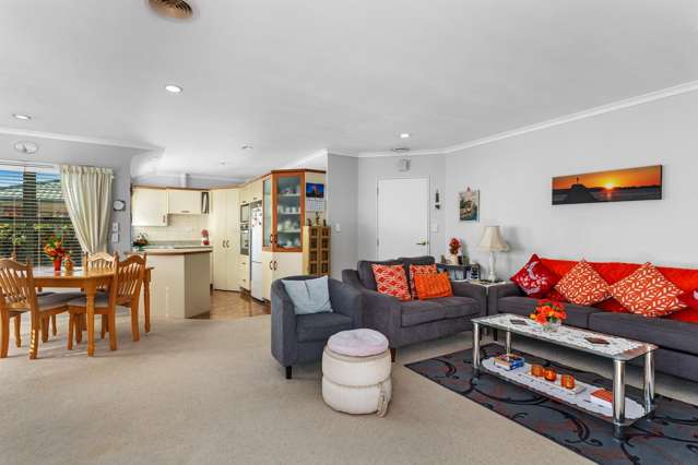 2/44 Peace Street Whakatane_3