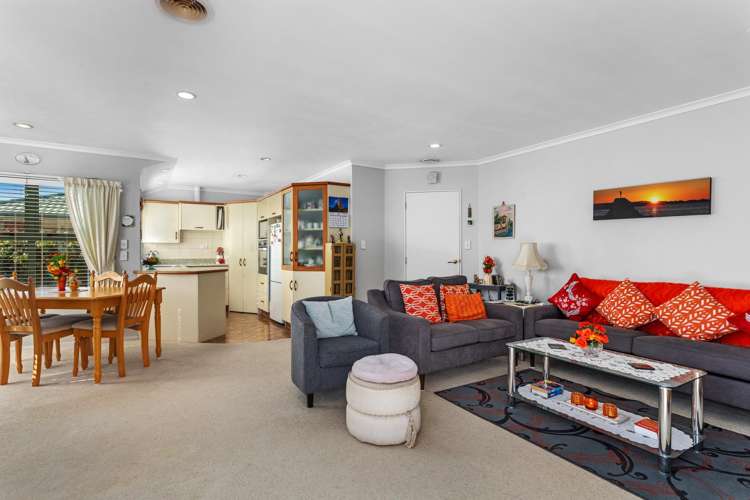 2/44 Peace Street Whakatane_3