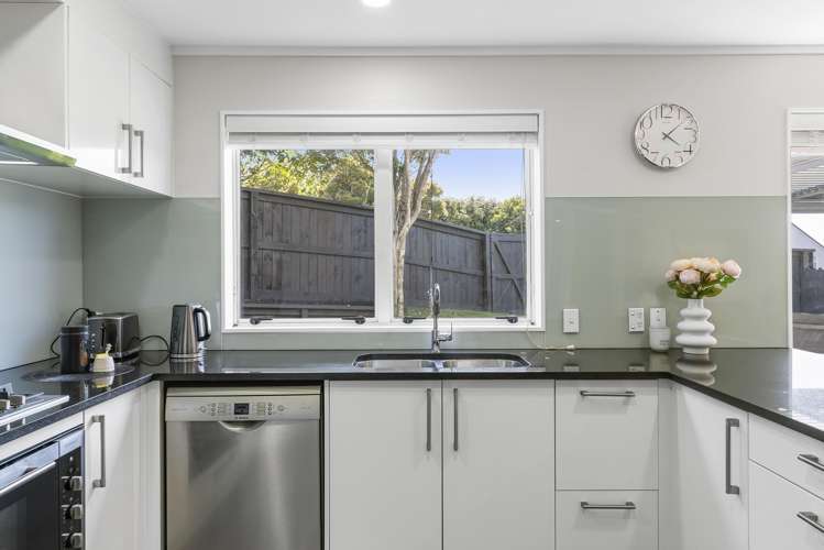 13A Perendale Close Somerville_10