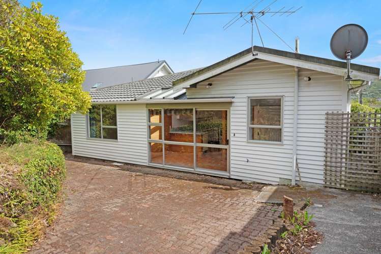 21 Firth Terrace Karori_21