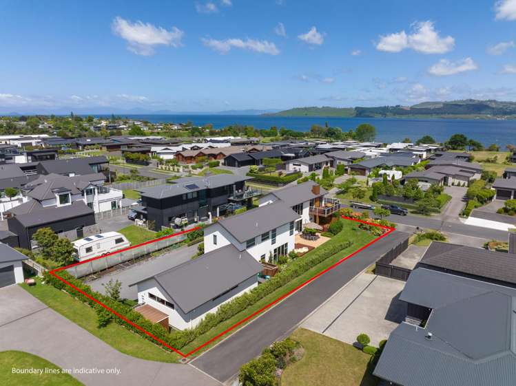 24 Pukenamu Road Rainbow Point_29