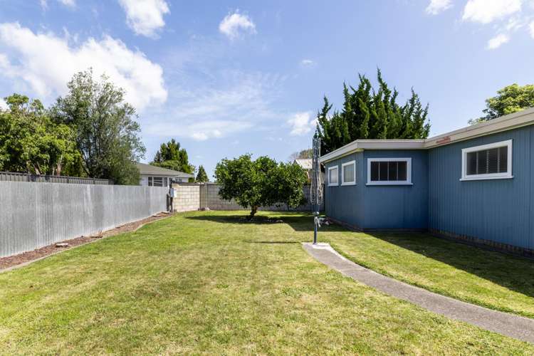 235 Kenilworth Road Mayfair_12