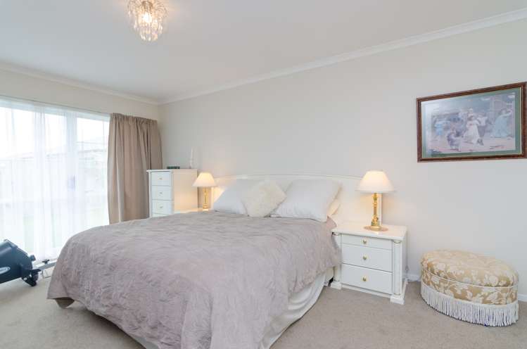 10 Feist Street Carterton_15