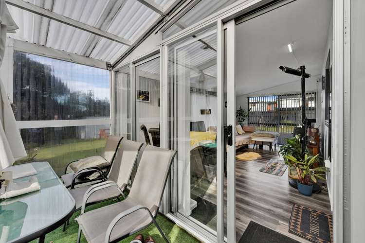 26 Leicester Street Patea_25