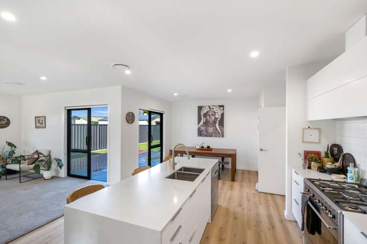 8 Whariki Crescent Flaxmere_6