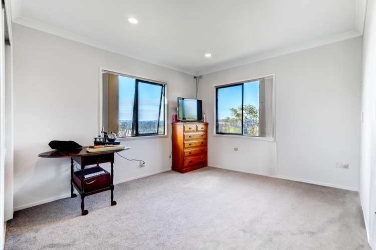 241 Paremoremo Road Lucas Heights_17