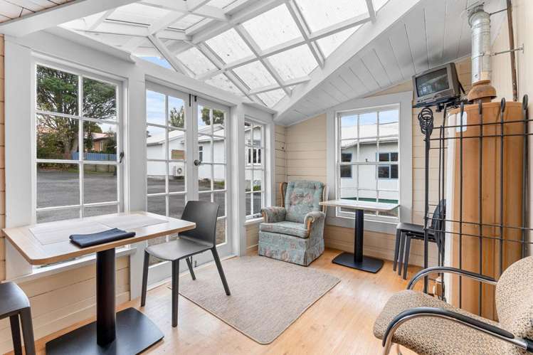 139 Powderham Street New Plymouth Central_11