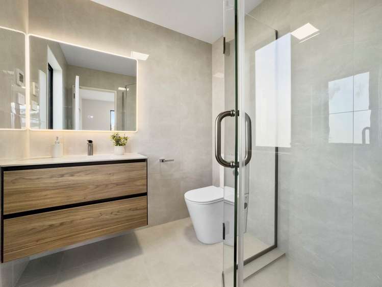 16B Tamure Road Flat Bush_23