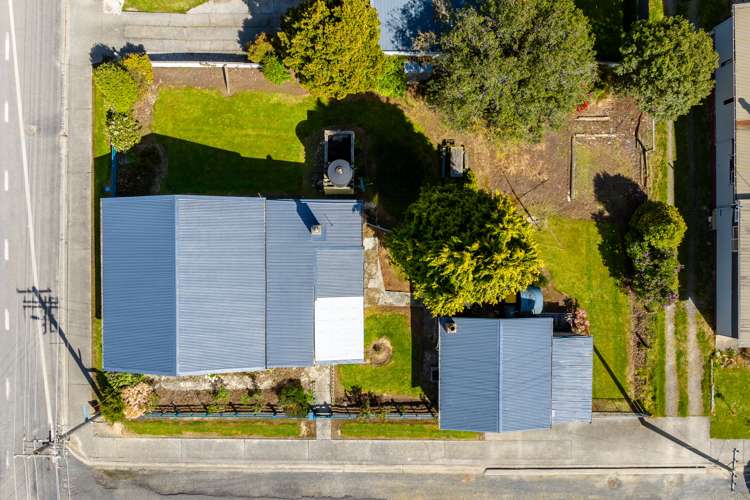 1 Clark Street Owaka_18