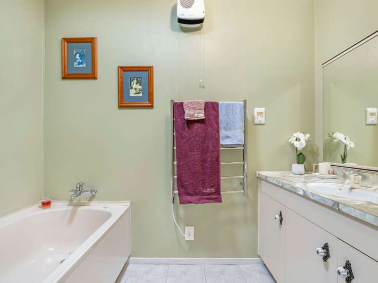 18B Gillam Crescent Springfield_13