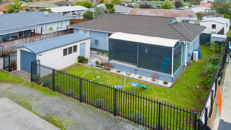 1/161 Bruce Mclaren Road Henderson_15