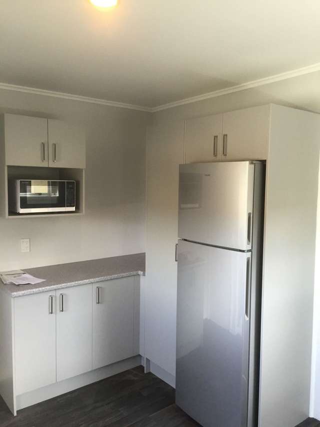 33a Lake Crescent Hamilton Lake_2