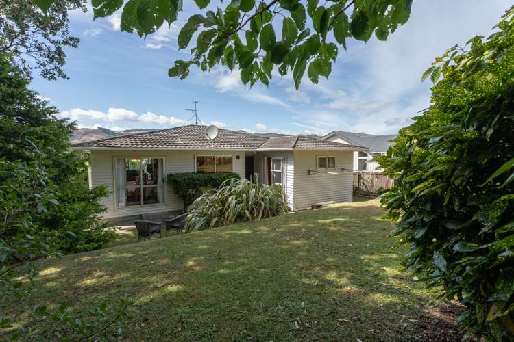 68 Fyvie Avenue Tawa Wellington City Houses for Sale One Roof