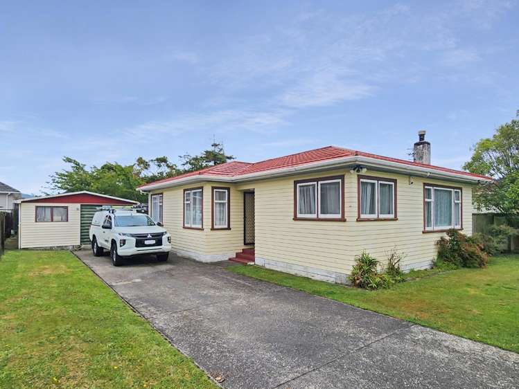 27 Russell Road 10629_0