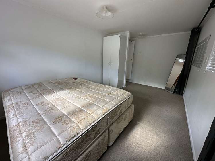 11 Roberts Road Glenfield_18