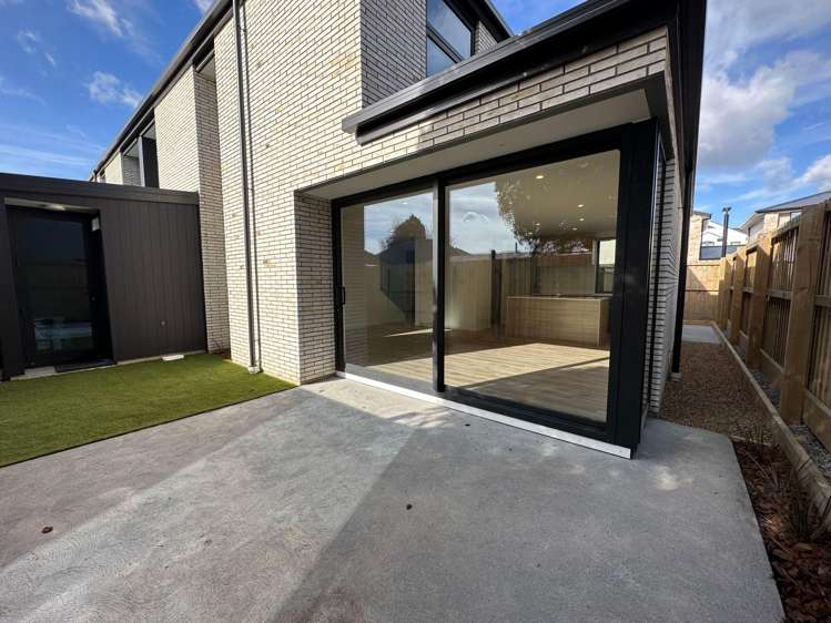66C Wharenui Rd Upper Riccarton_16