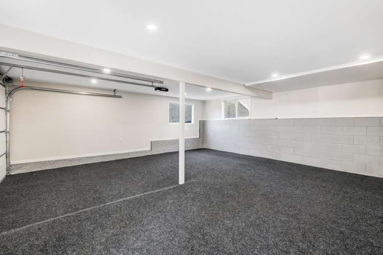 82 Ayton Drive Totara Vale_17