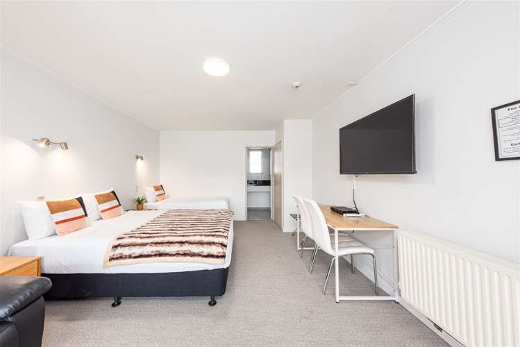 2/252 Barbadoes Street Christchurch Central_1