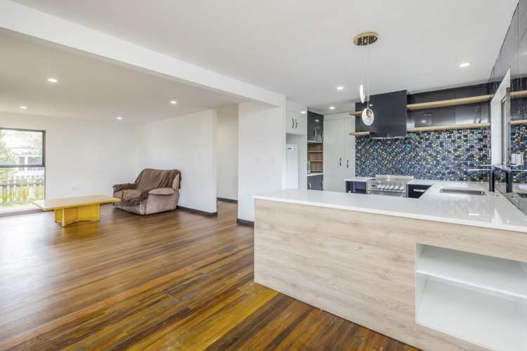 65 Bairds Road_4