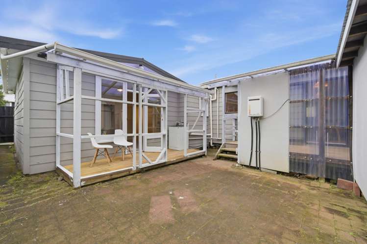 37A Range View Road Mt Albert_26