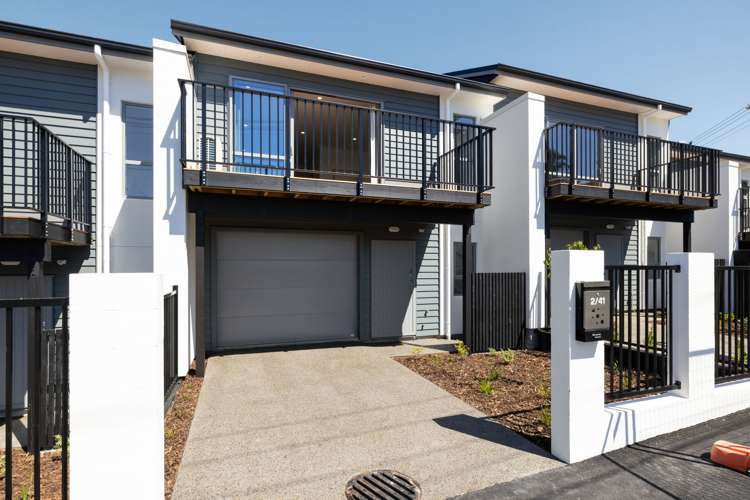 2/41 Thackeray Street_1