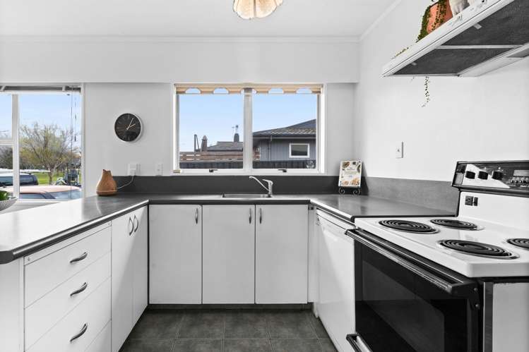 293 Westminster Avenue Tamatea_2