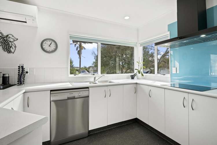 2 Palmcrest Grove Highland Park_9