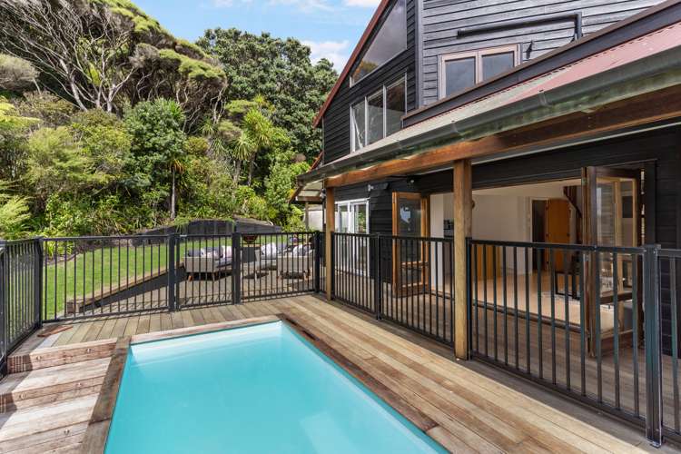 20 Berridge Road Muriwai_20