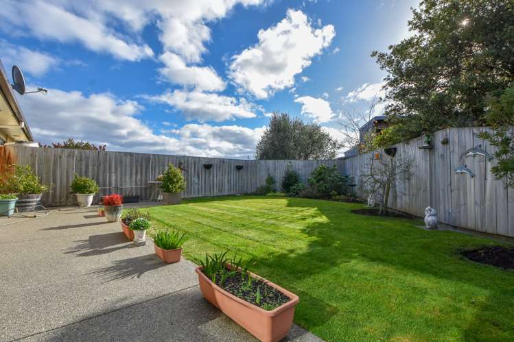 75 Ashmore Park Road Carterton_12