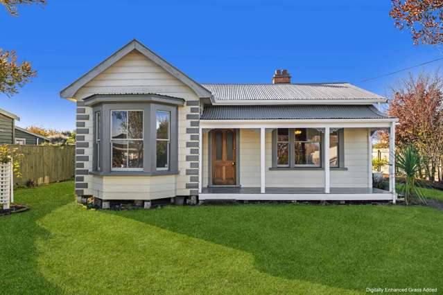 Charming Warwick Street Villa