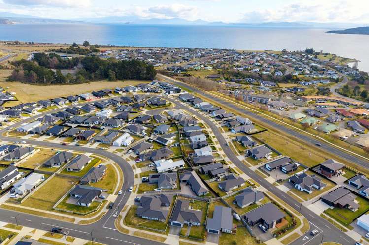 4 Tawhai Crescent Wharewaka_23